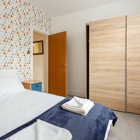 Stylish 2 Bed 2 Bath *Close To Beach And Centre With Parking* Bournemouth Eksteriør bilde